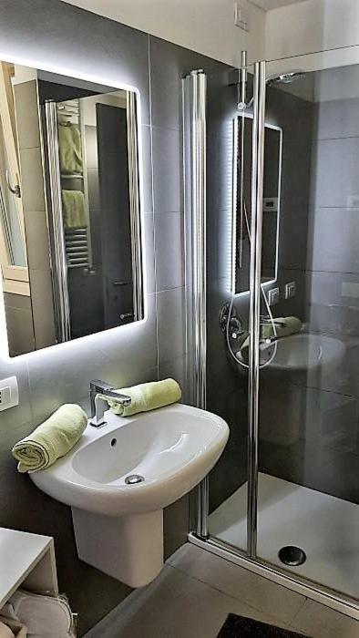 Casa Donato Apartment Malcesine Bagian luar foto